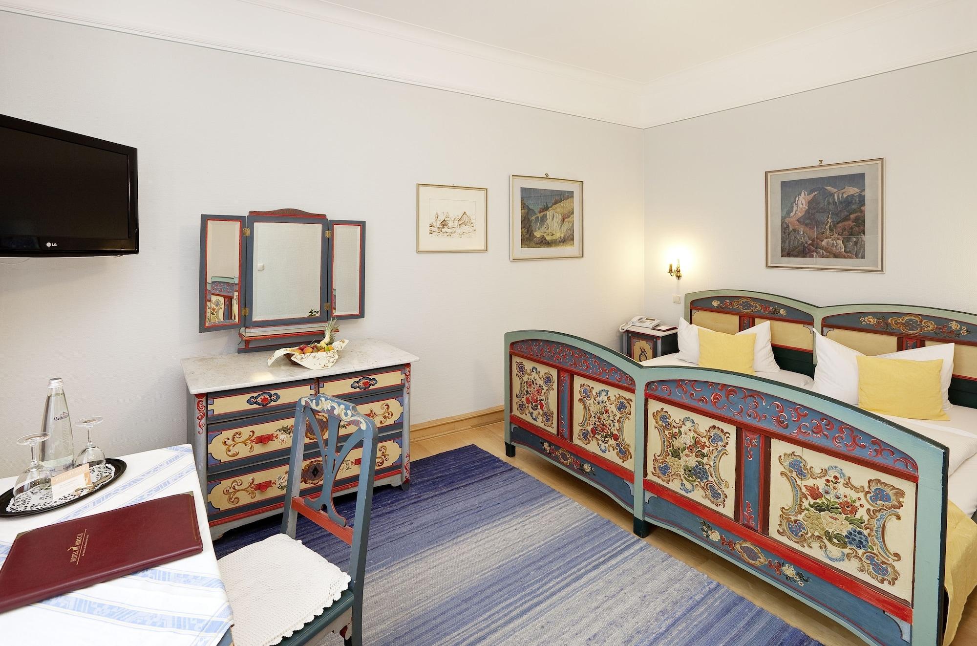Hotel Hirsch Fussen Bagian luar foto