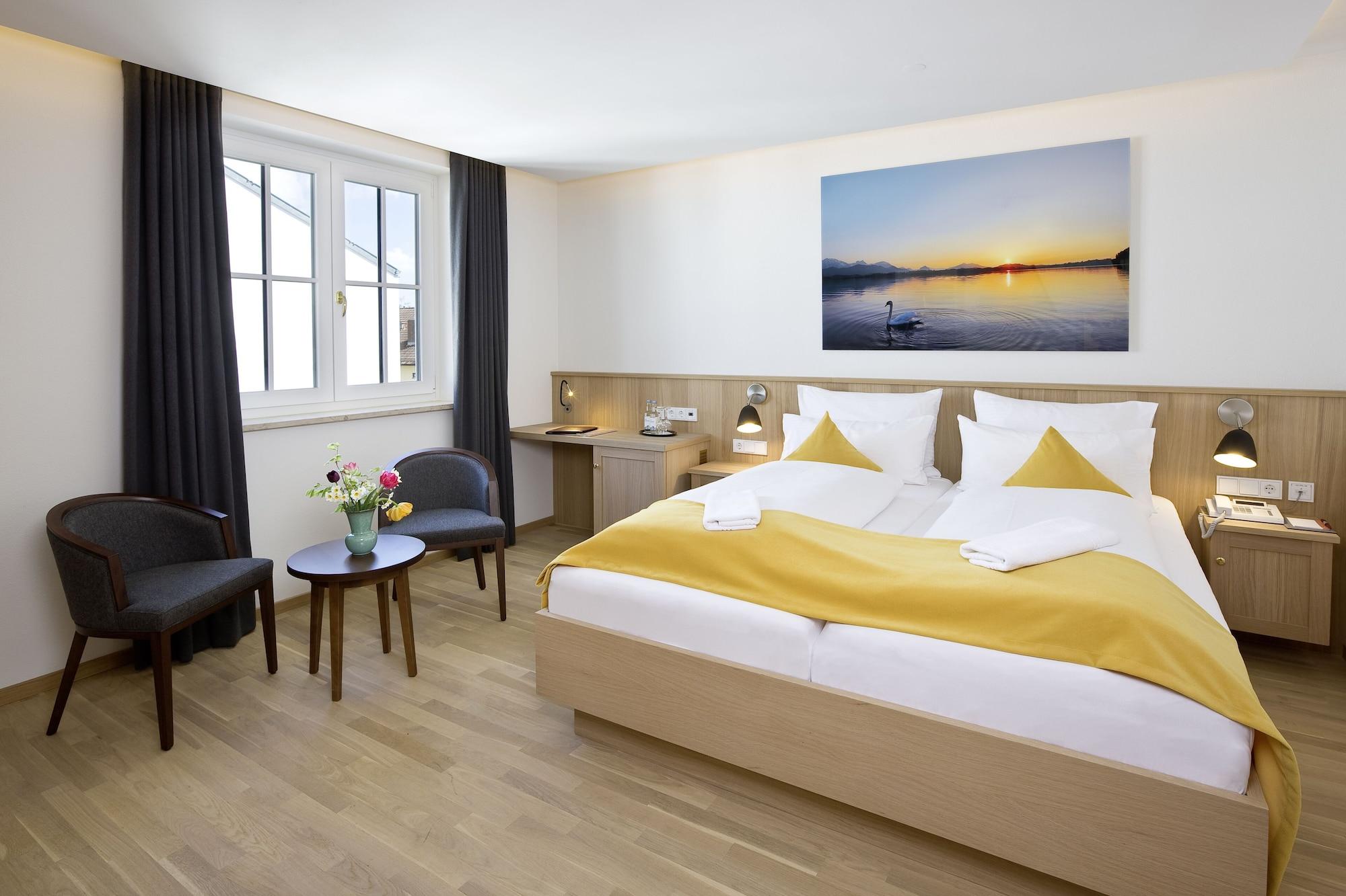 Hotel Hirsch Fussen Bagian luar foto