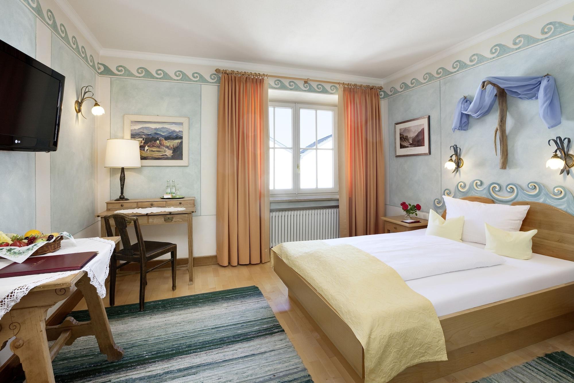 Hotel Hirsch Fussen Bagian luar foto