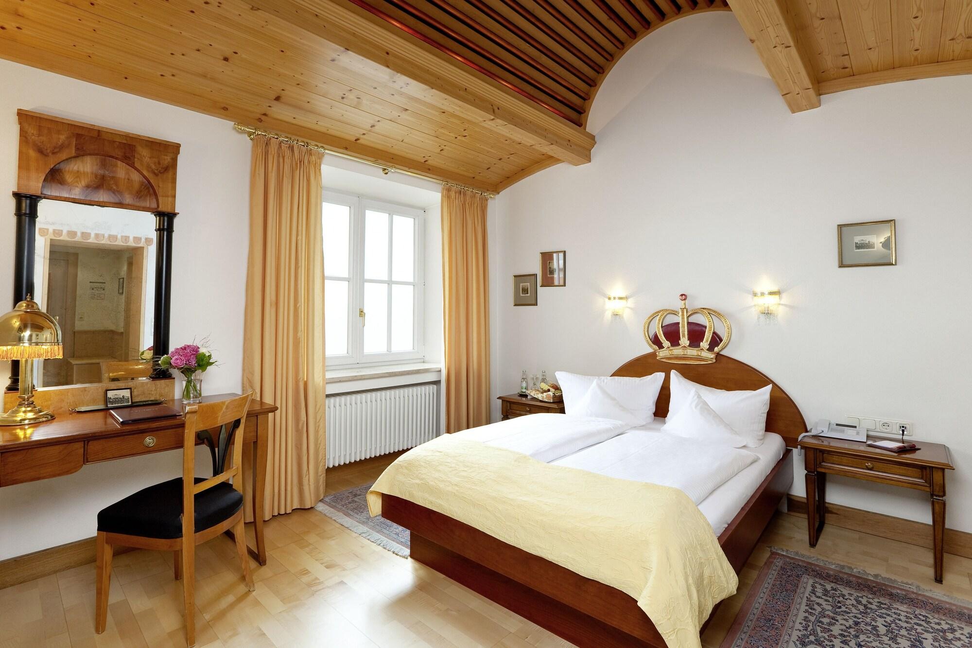 Hotel Hirsch Fussen Bagian luar foto