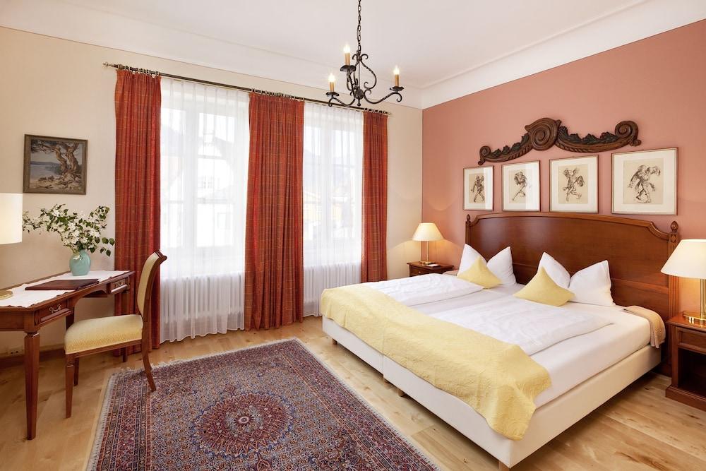 Hotel Hirsch Fussen Bagian luar foto