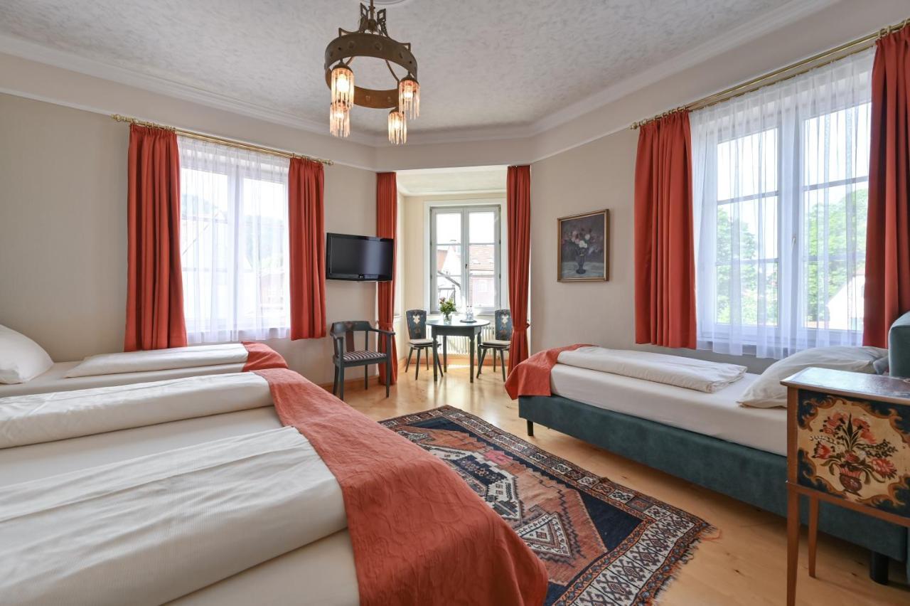 Hotel Hirsch Fussen Bagian luar foto