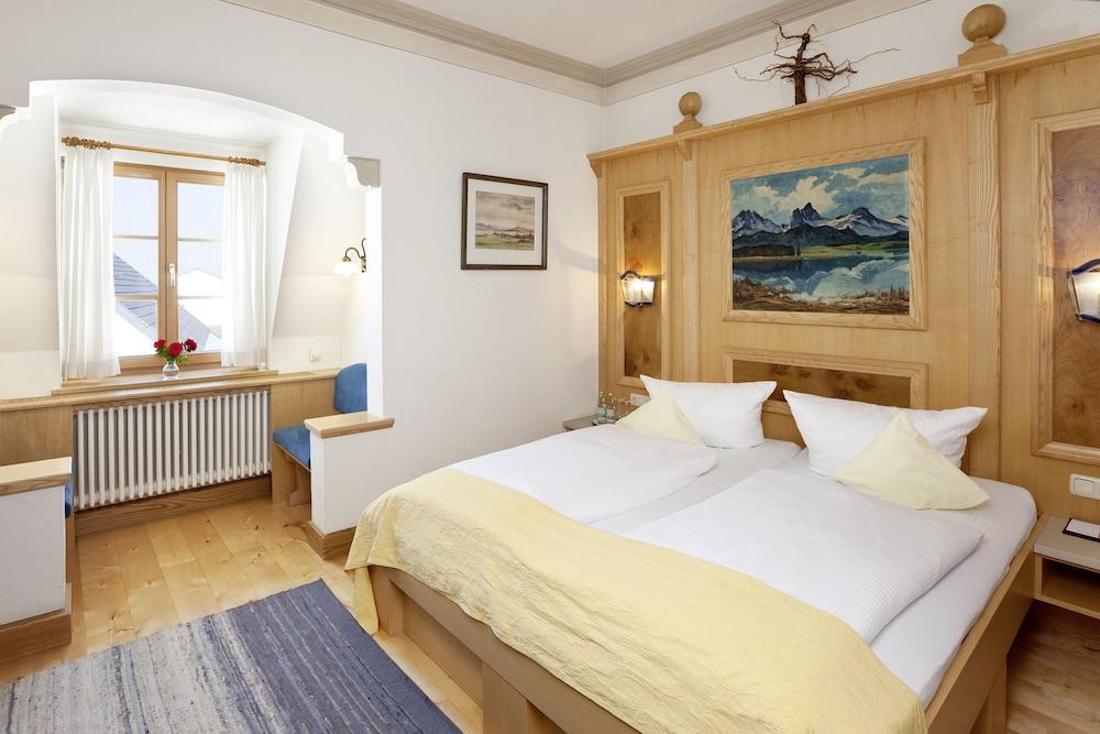 Hotel Hirsch Fussen Bagian luar foto
