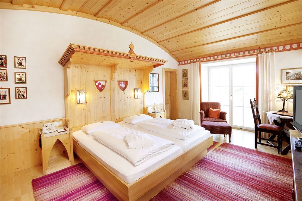 Hotel Hirsch Fussen Bagian luar foto