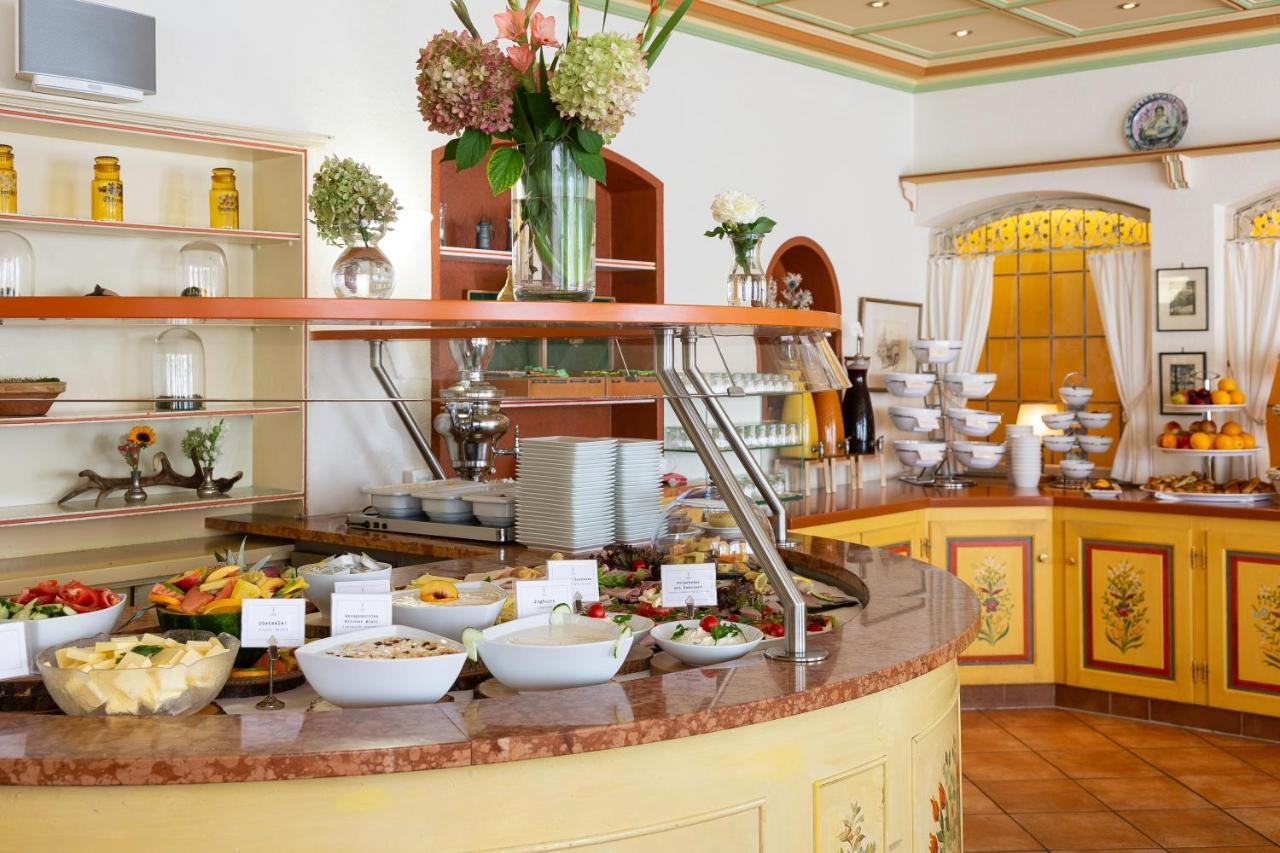 Hotel Hirsch Fussen Bagian luar foto